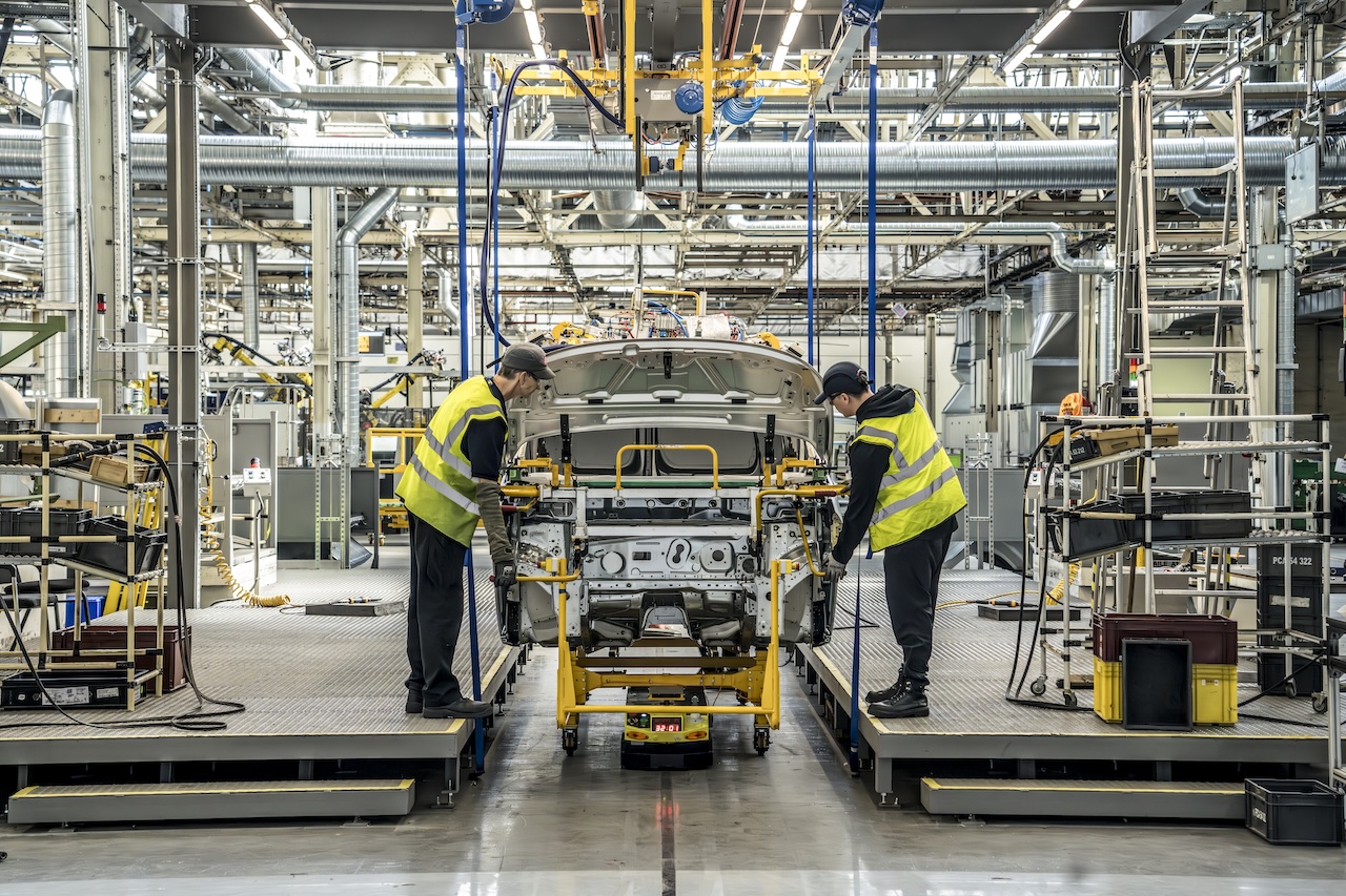 Stellantis production heads east, French share to decline